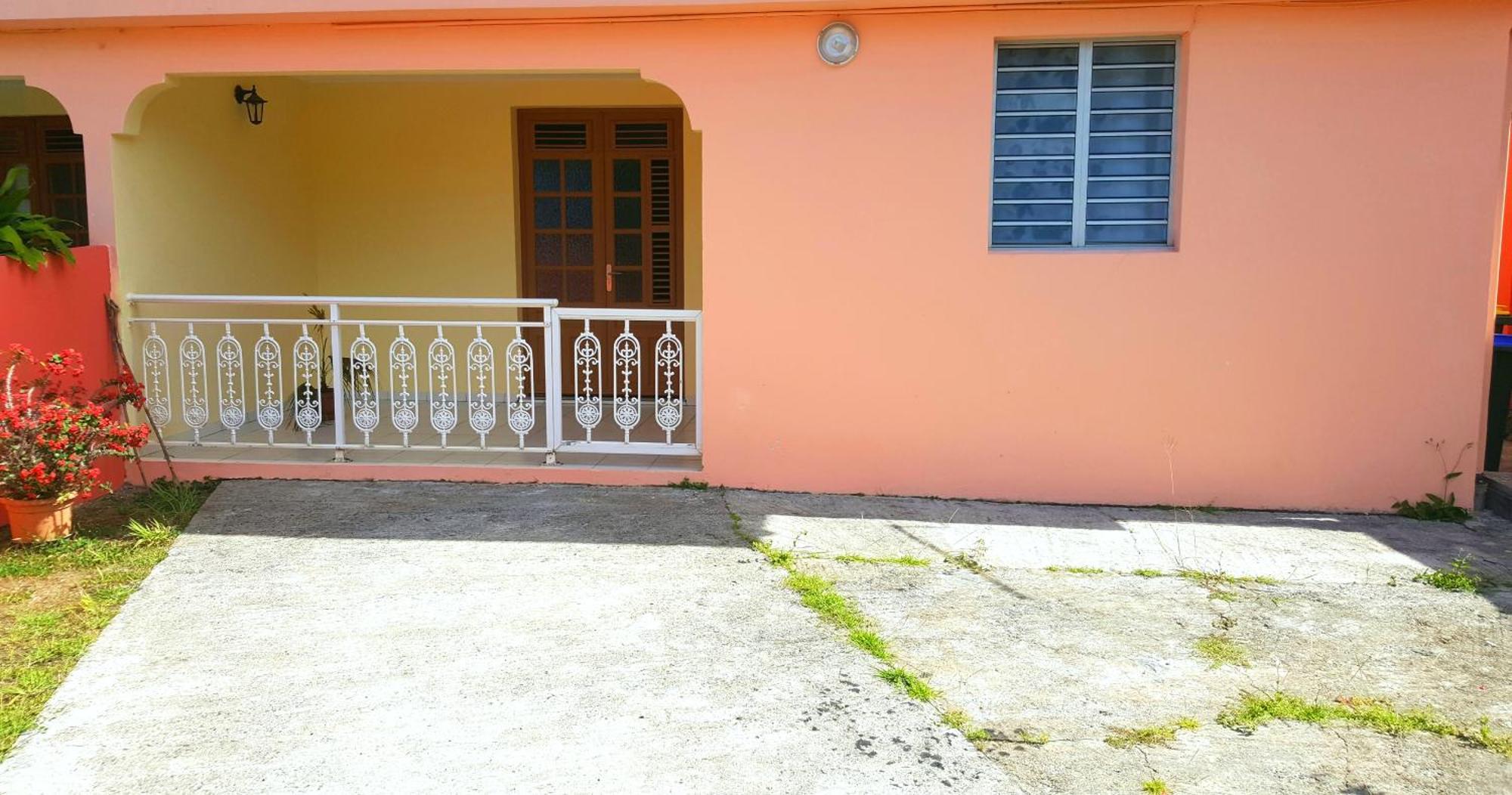Le Brin D'Amour Apartment La Trinite Exterior photo